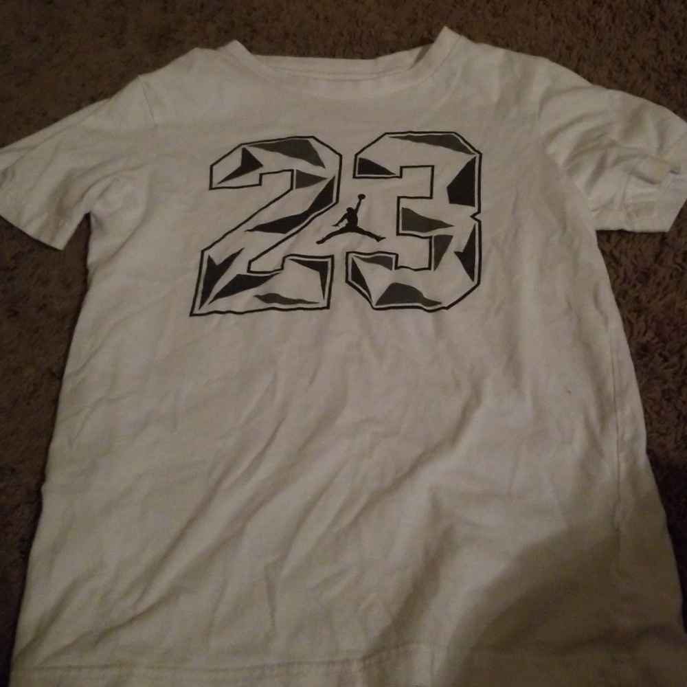 Boys Jordan shirt